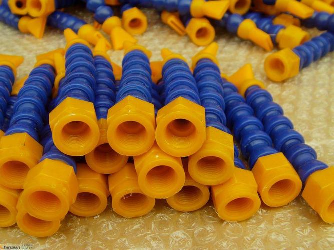 塑料冷卻管廠家,萬向塑料冷卻管供應(yīng),不漏水的塑料冷卻管